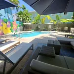 Two Duval Street Suites W Pool