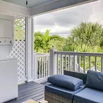 Key West Home On Golf Course With Patio And Grill!