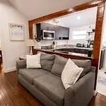 The Caroline Suite