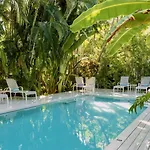 Plantation Tropicale By Last Key Realty