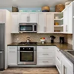 Queen Of Louisa By Last Key Realty