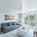 The Exuma Cay -Pool View & Parking