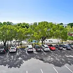 Duval Breeze By Avantstay Great Location Close To Beach Nightlife Shared Pool Week Long Stays