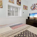 Americana Tropicale By Last Key Realty