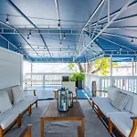 Underwater Cabana At Custom House Inn