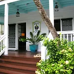 Frances Street Bottle Inn