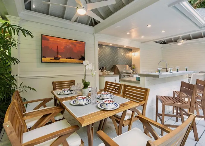 Plantation Tropicale By Last Key Realty