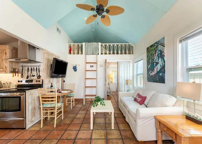 Casita De Catherine By Avantstay 1 Block To Duval St W Hot Tub
