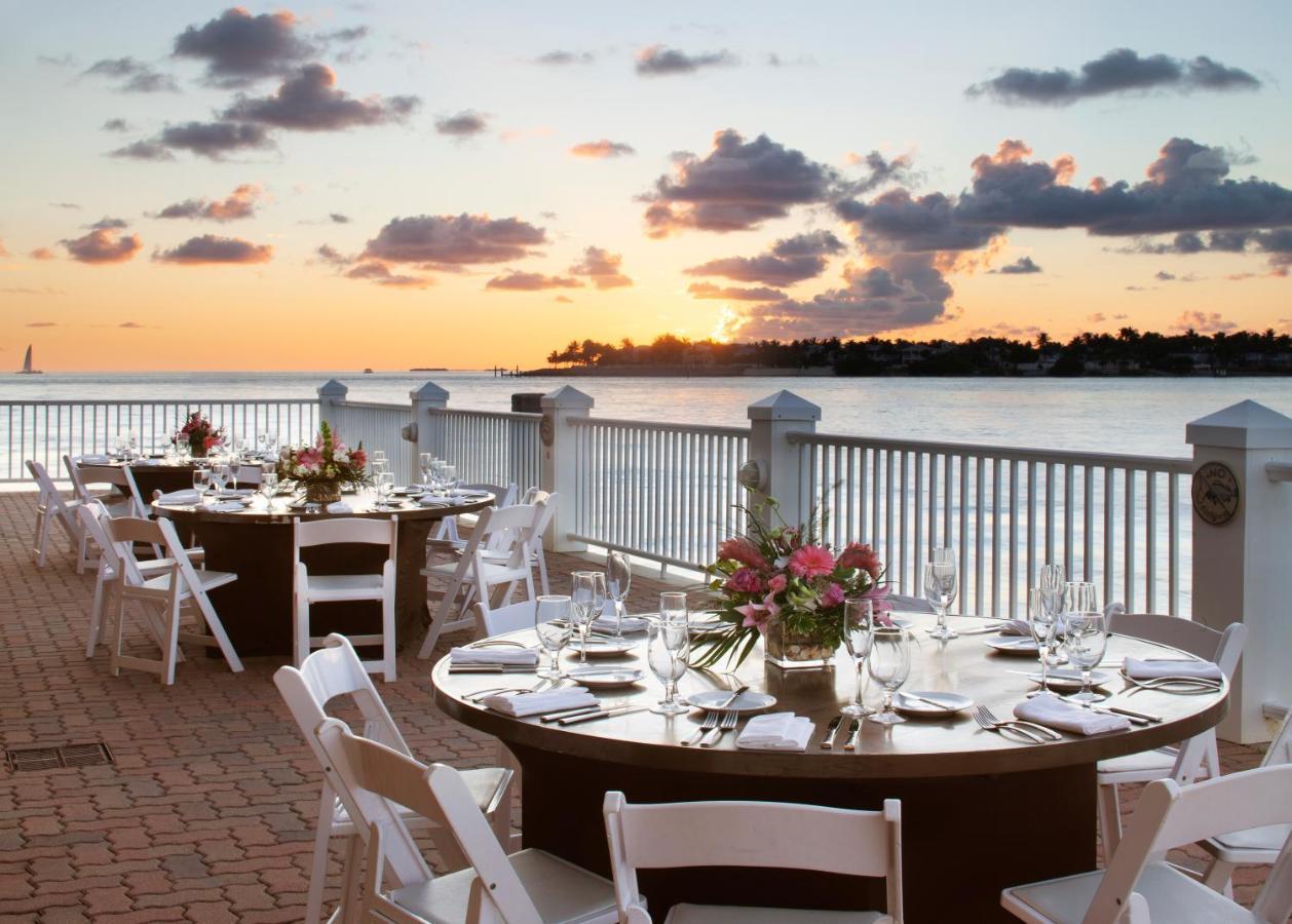 Pier House & Resort 4*
