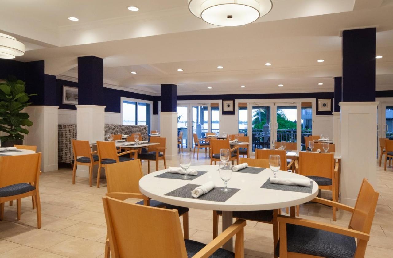 Resort Pier House &