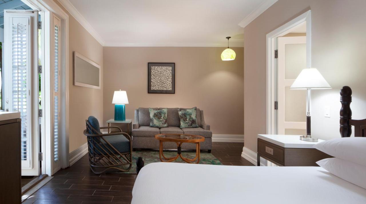 Resort Pier House & 4*