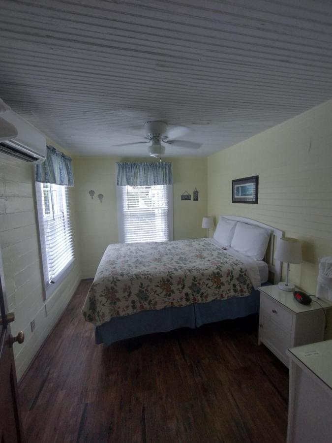 The Angelina - Adult Exclusive Key West