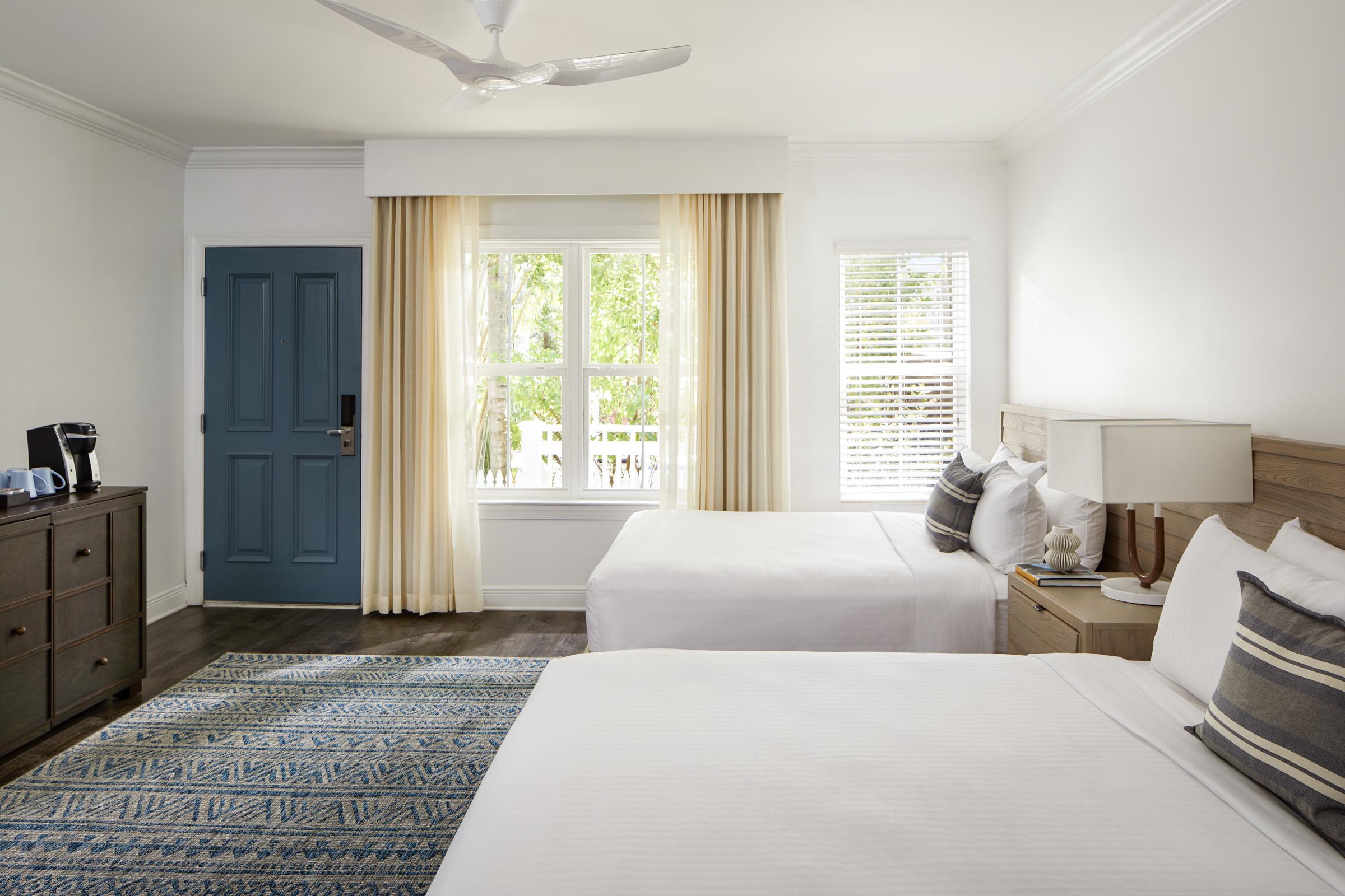 Resort Parrot Key &