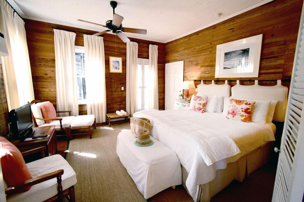 Simonton Court Historic & 4* Key West