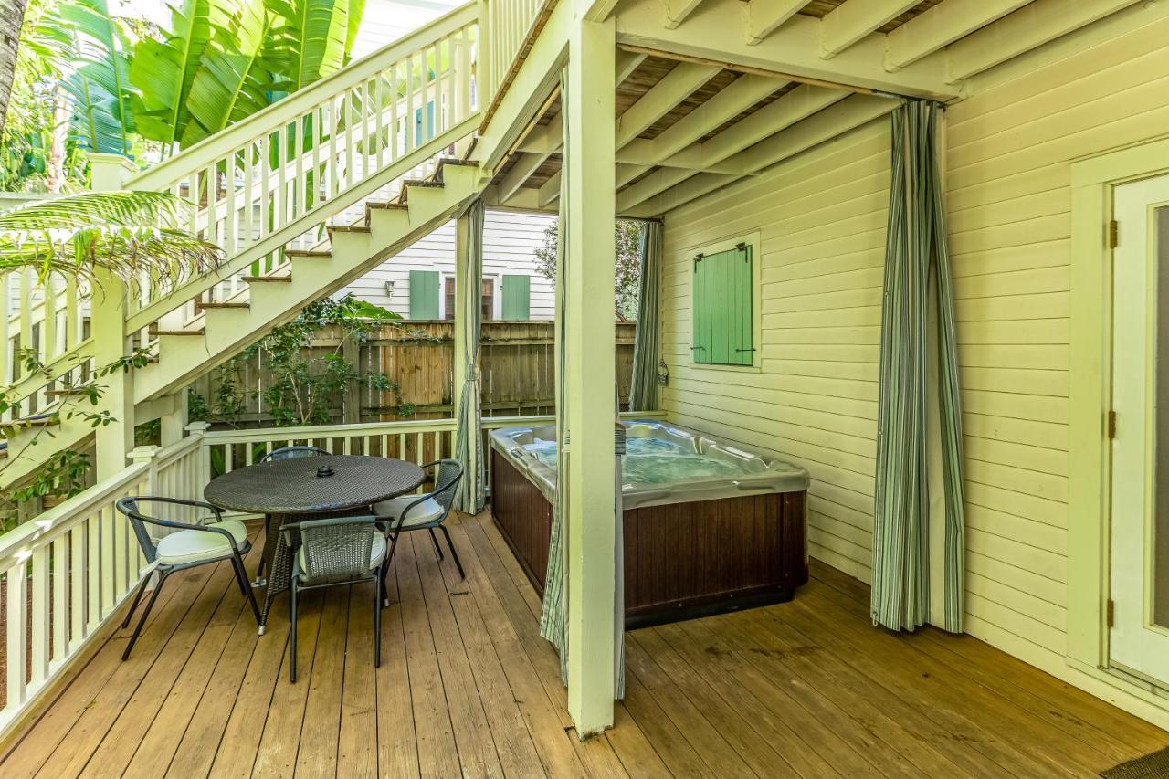 Palm Gardens * Key West