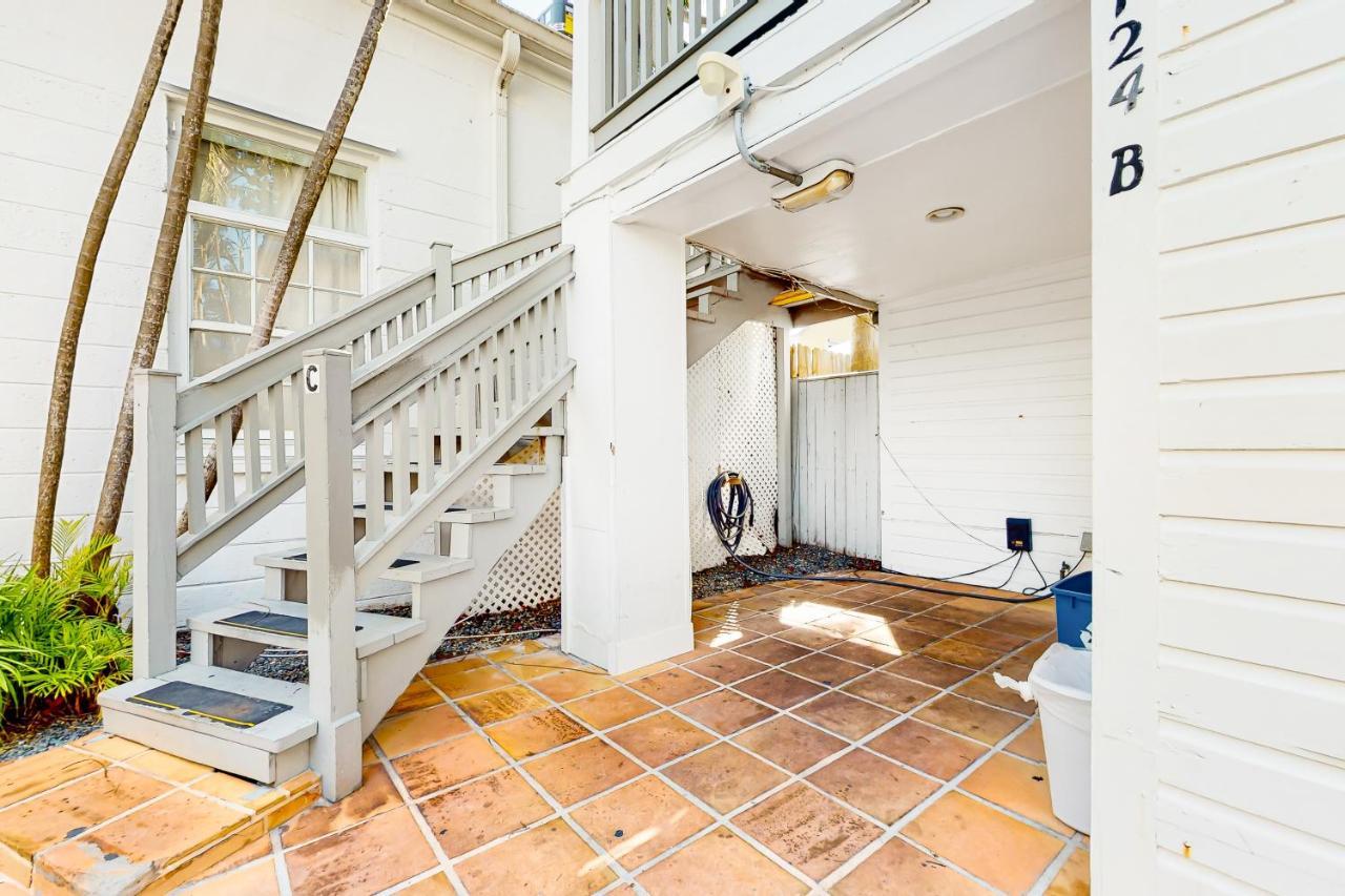 Duval Street Retreat