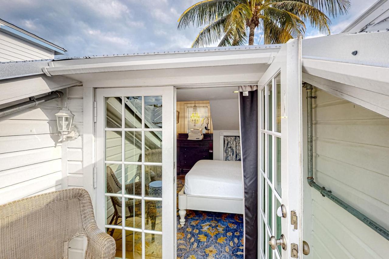 Seagrass Apartment