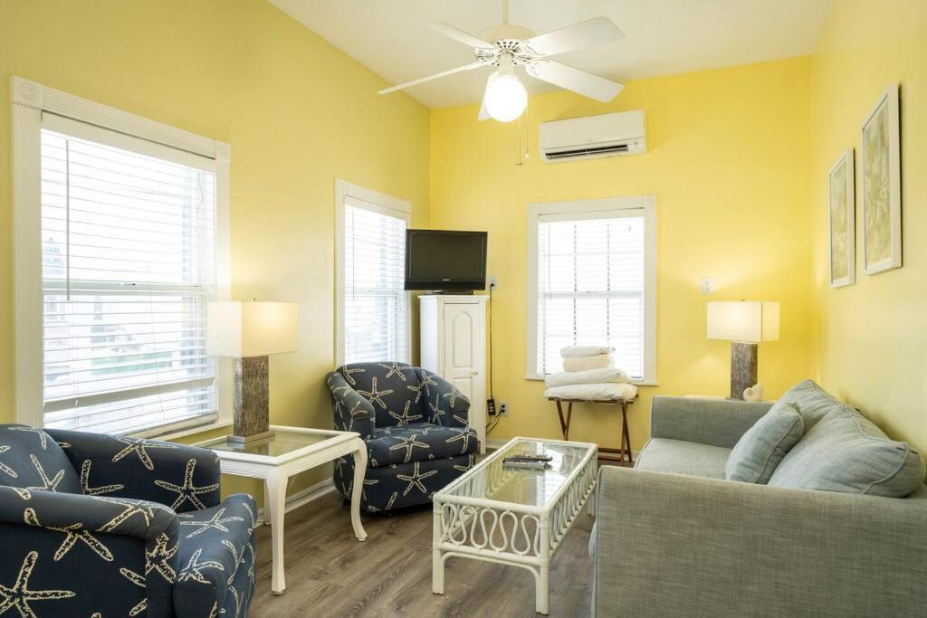Bachelorparty Hq For 16-feet To Duval-pool-hot Tub * Key West