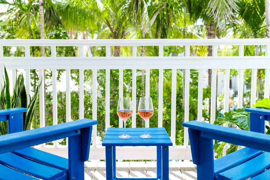Resort Parrot Key & 4*
