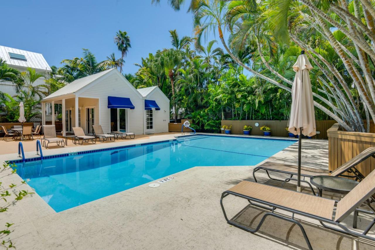 Apartment Breezy First-floor With Pool Access