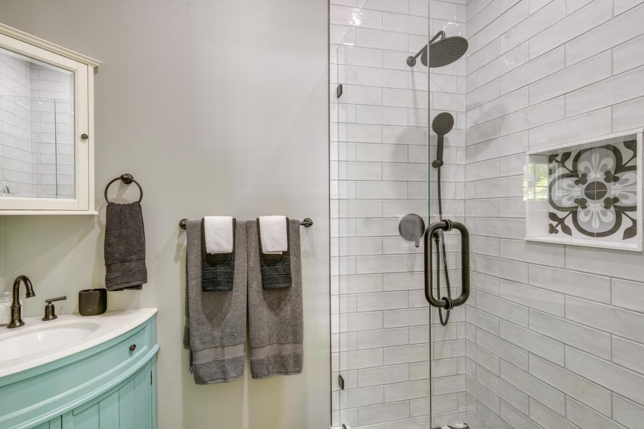 Breezy First-floor With Pool Access Key West