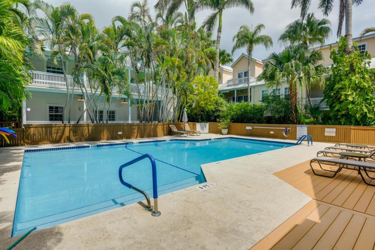 Breezy First-floor With Pool Access *