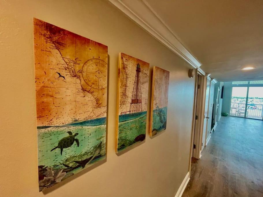 St Thomas - Waterfront Penthouse Sleeps 16 W Pool & Boat Dock Holiday home