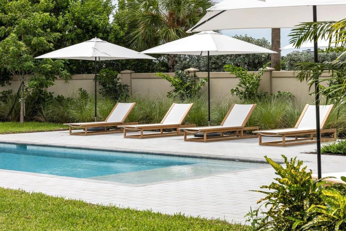 The Ebberly House - Amazing Pool In Gated Community Holiday home