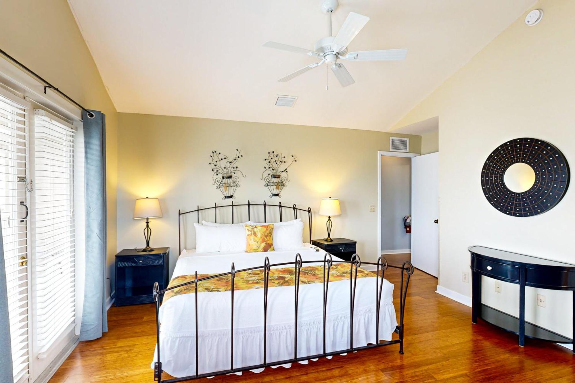 Casa Havana @ Duval Square R22 Apartment Key West