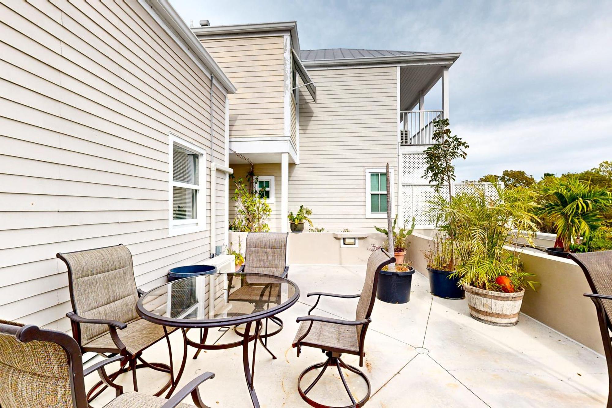 Casa Havana @ Duval Square R22 Apartment Key West