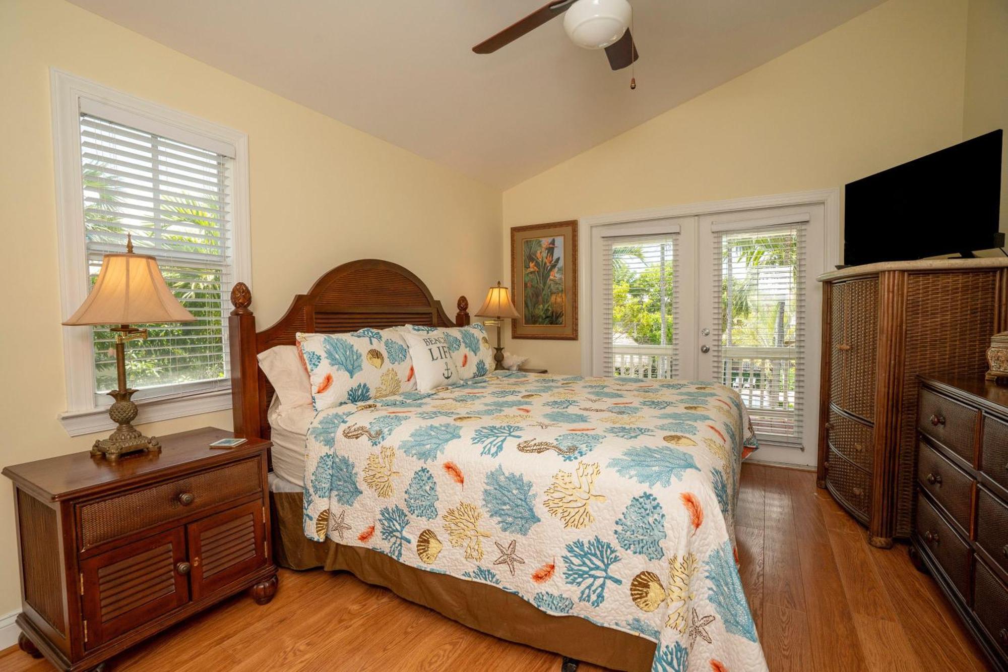 Coral Hammock Poolside Holiday home