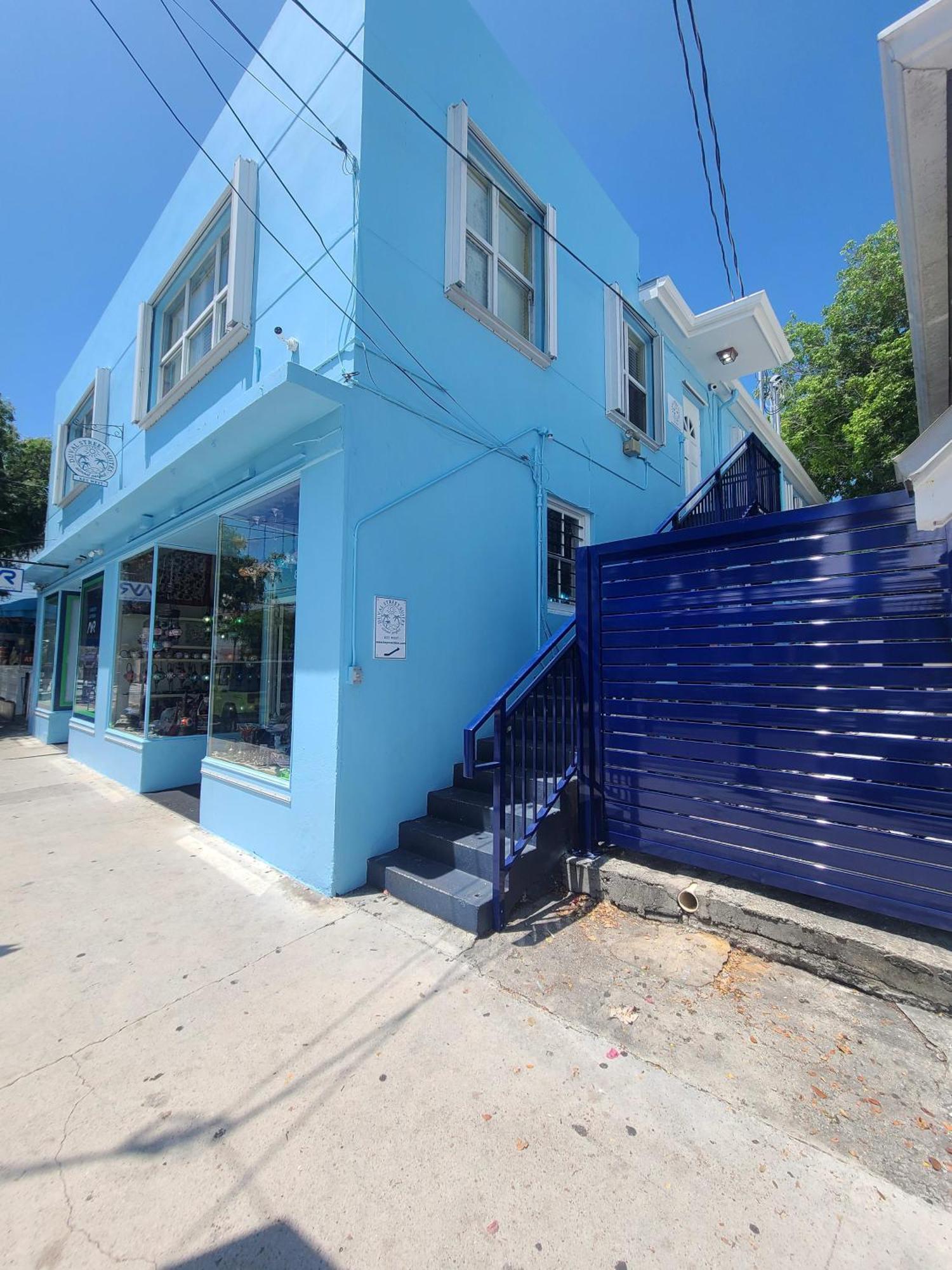 Holiday home Duval Street Overlooking Duval With Parking And Pool *