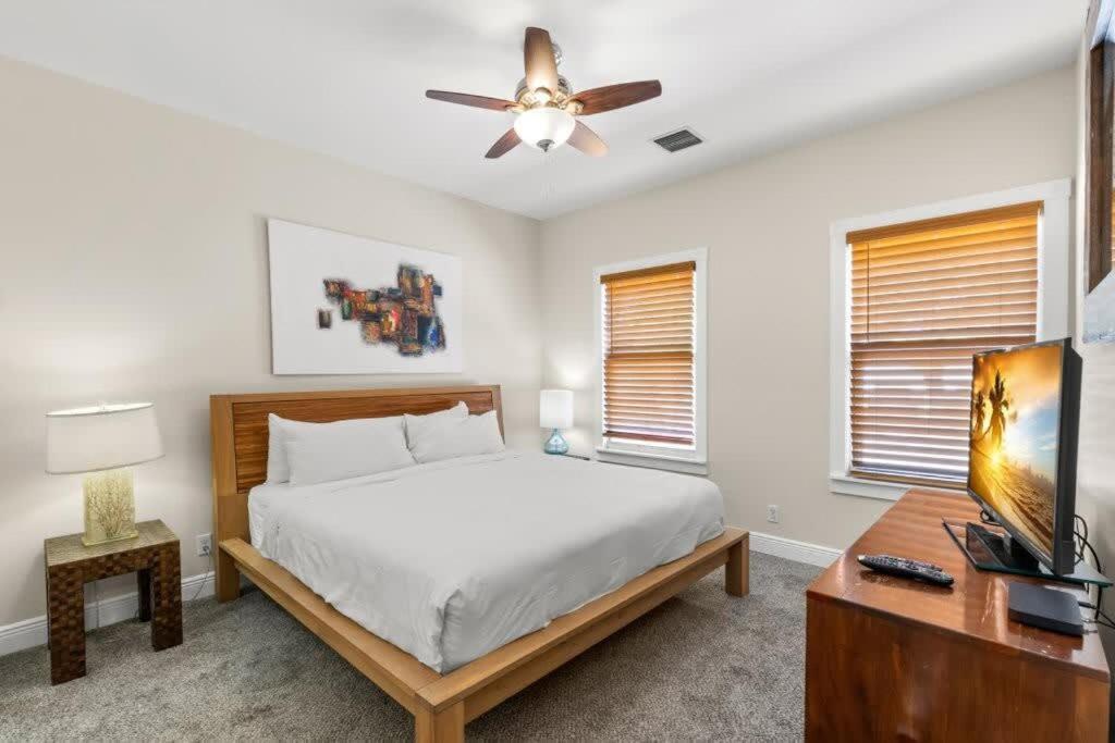 The Mesa House-close To Duval! Holiday home Key West