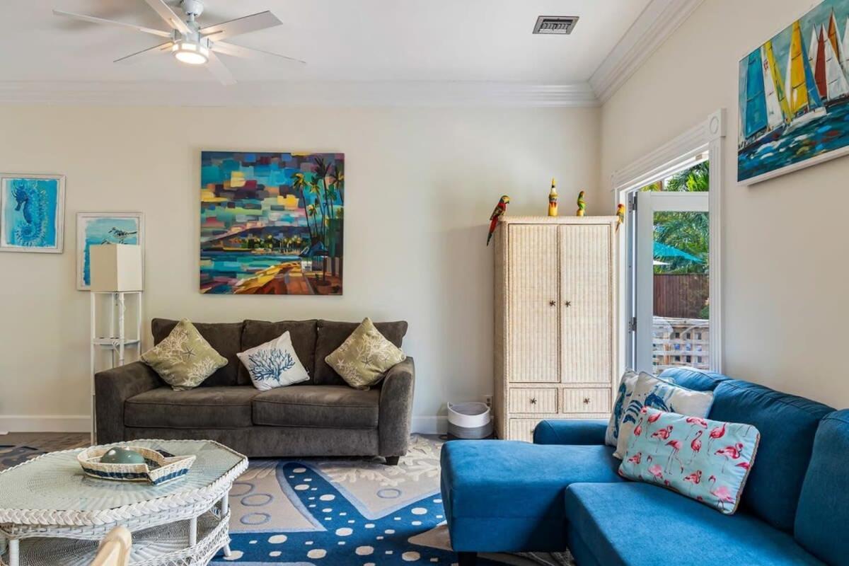 Sunnyside Up Apartment
