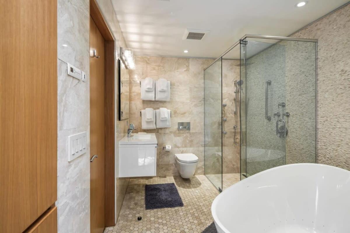 Holiday home Contra House -luxury With Pool *