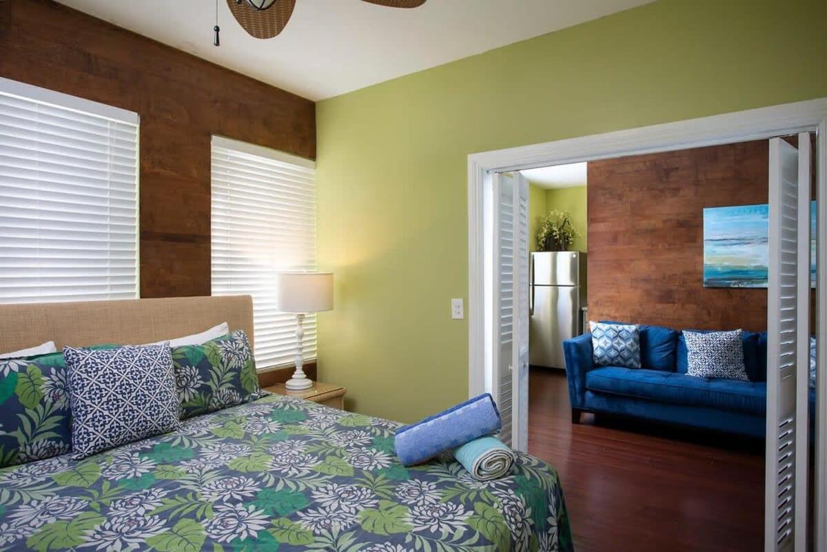 6 Bedroom 6 Bath On Duval Street