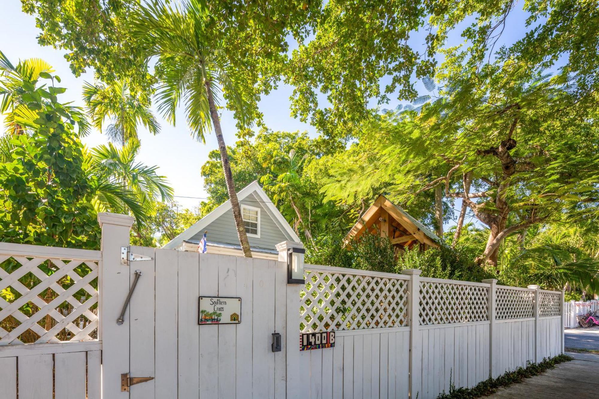 Tropical Village * Key West