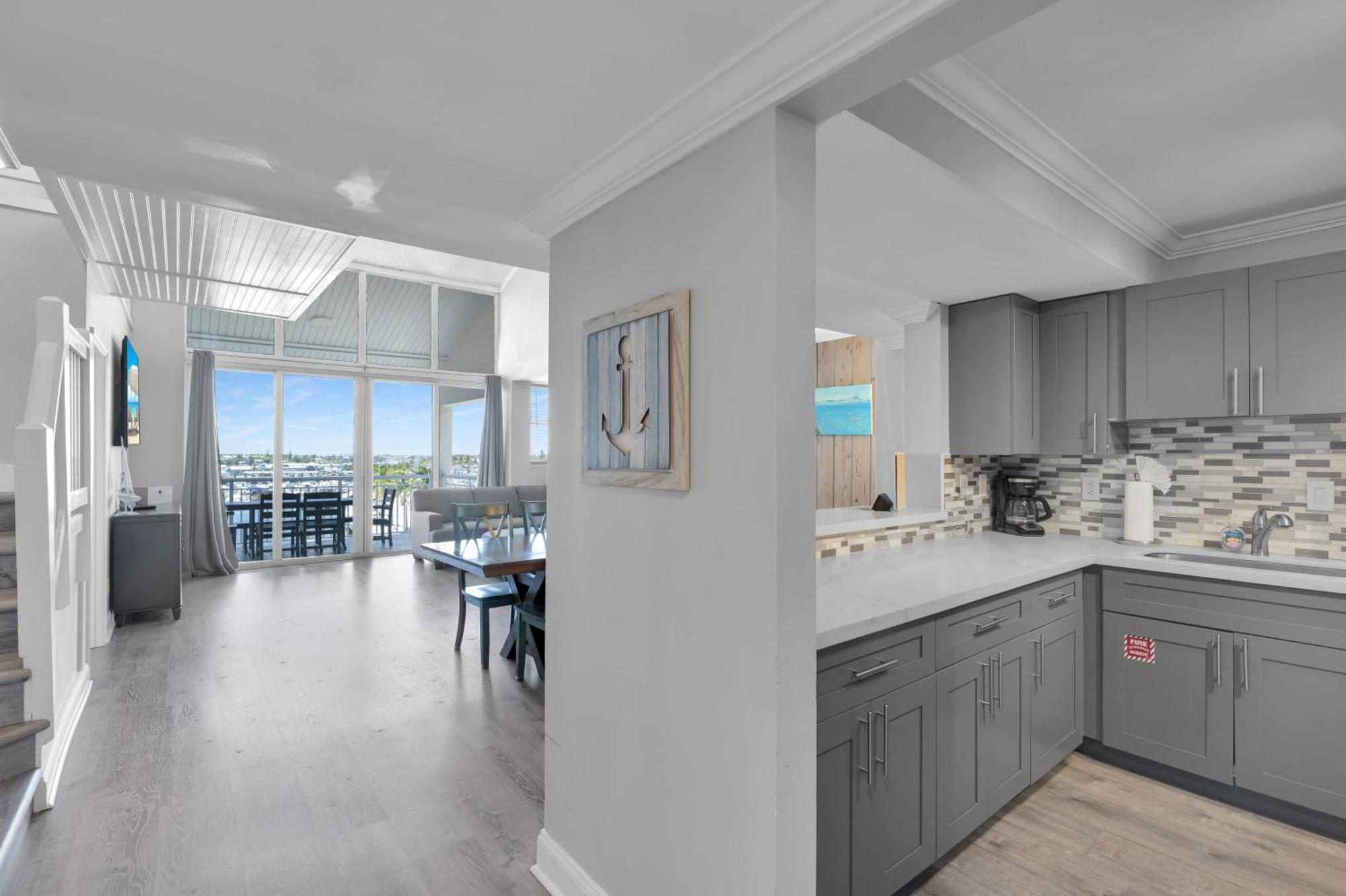 Holiday home St Thomas - Waterfront Penthouse Sleeps 16 W Pool & Boat Dock Key West