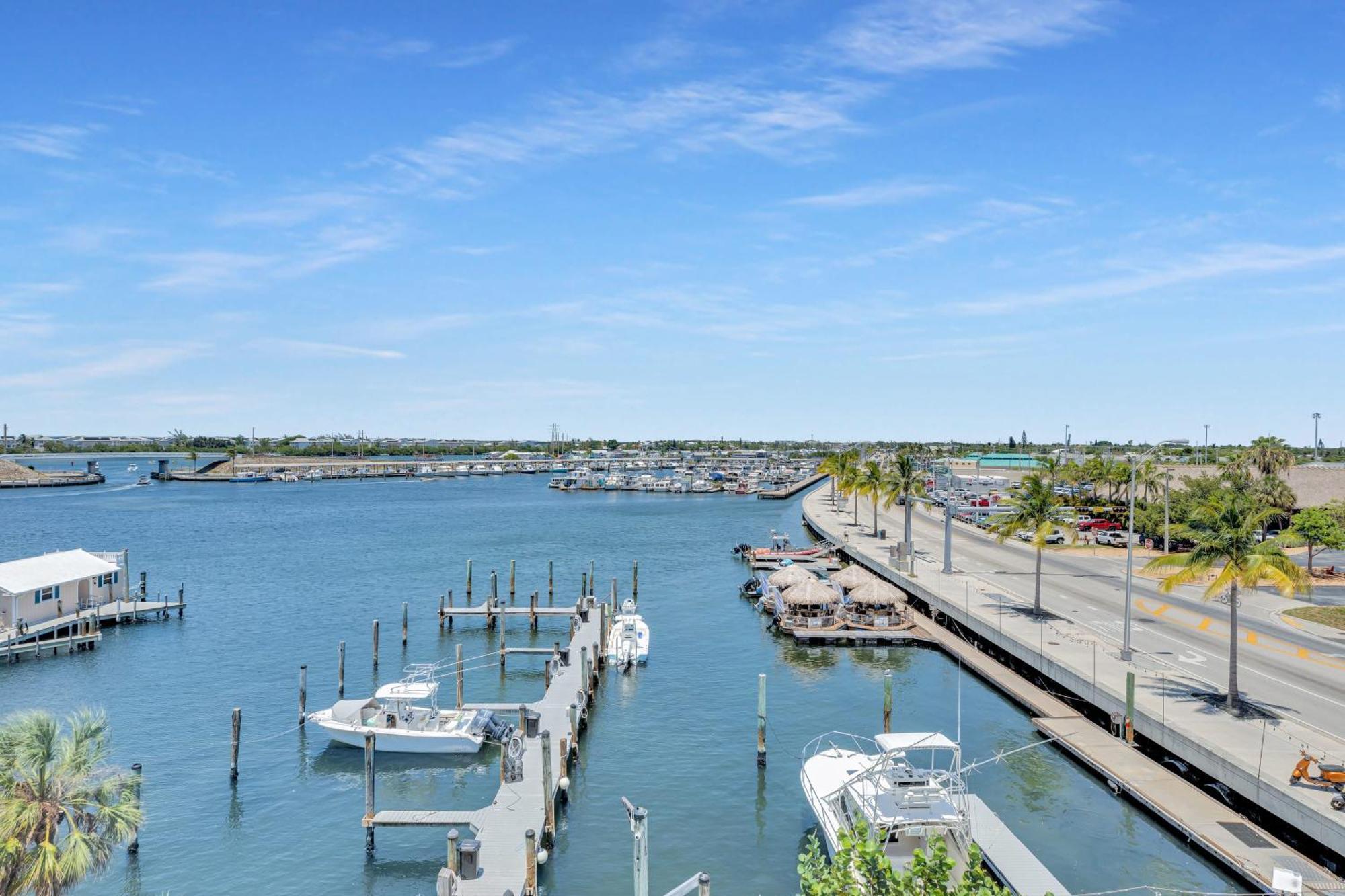 Holiday home St Thomas - Waterfront Penthouse Sleeps 16 W Pool & Boat Dock