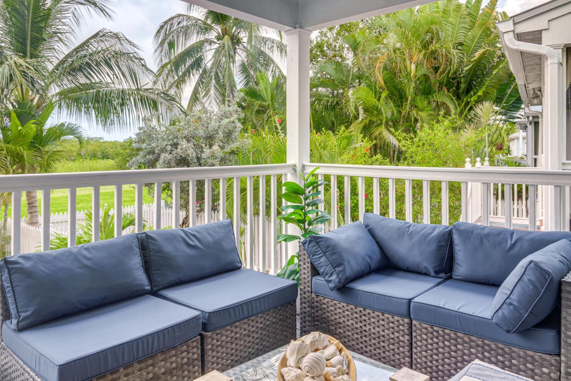On Golf Course With Patio And Grill! Holiday home Key West