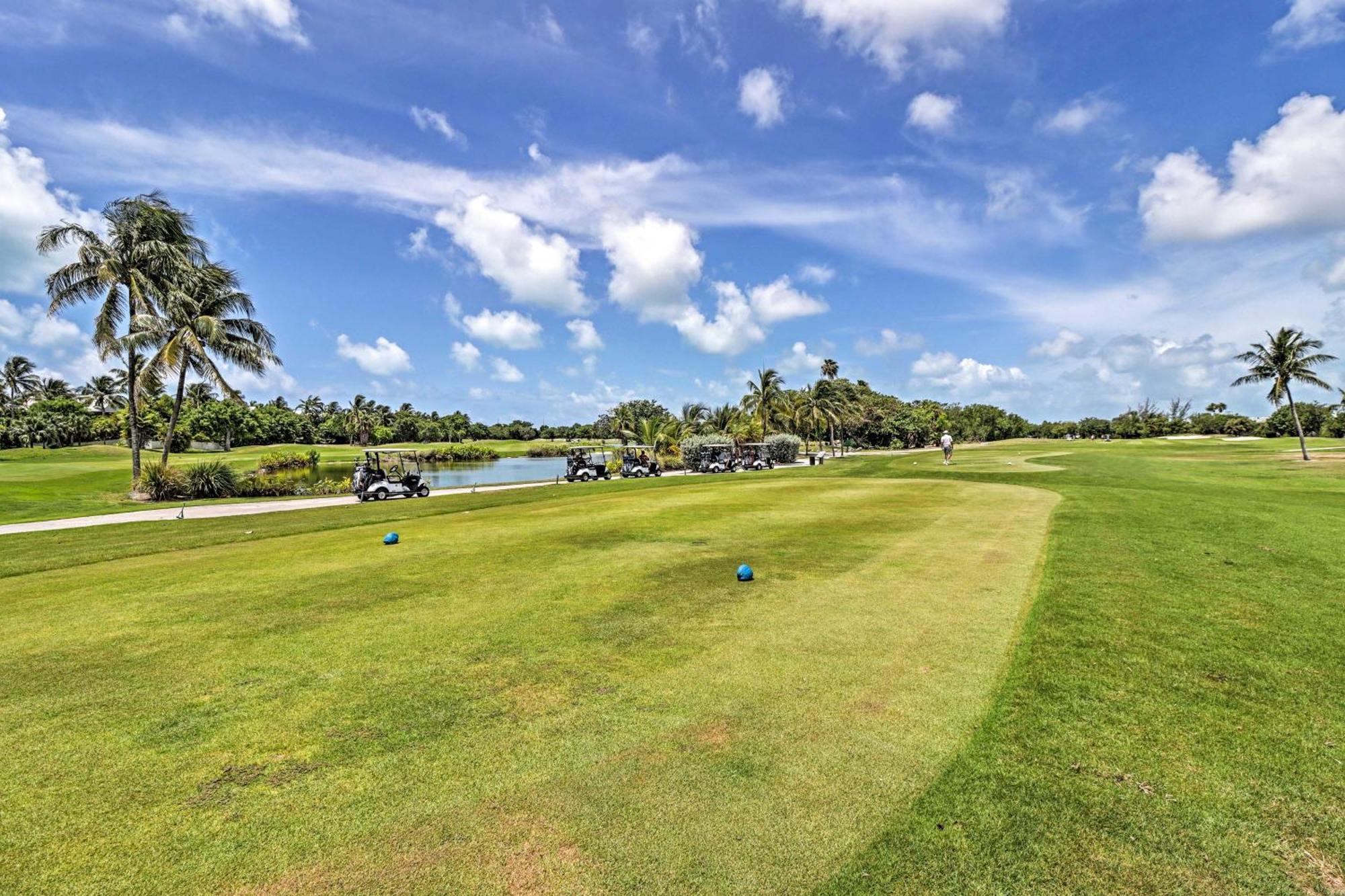 Holiday home On Golf Course With Patio And Grill!