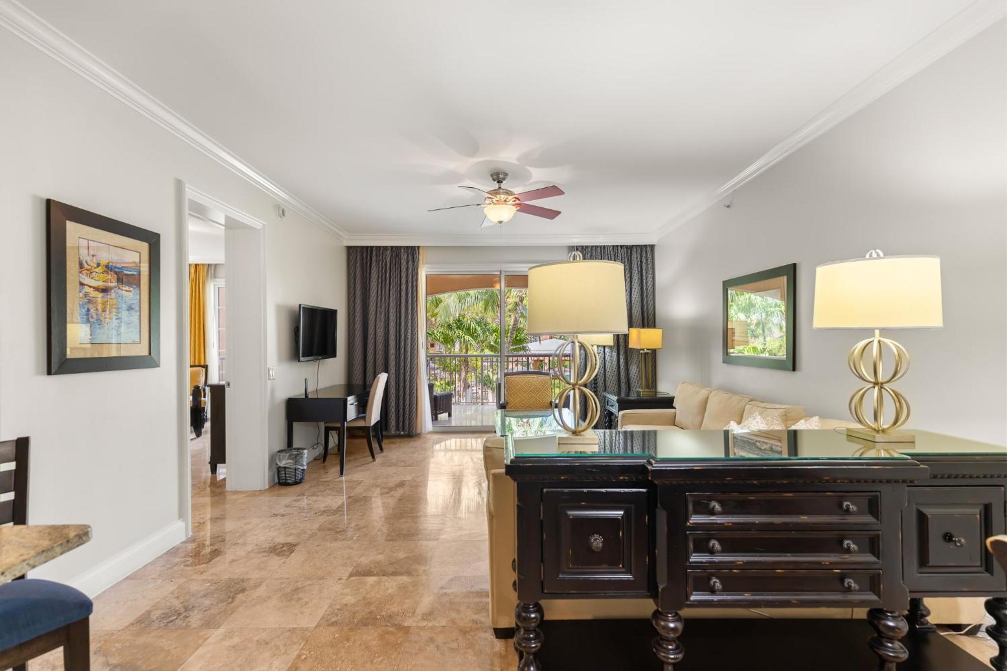 Resort Beachside & Residences 4*