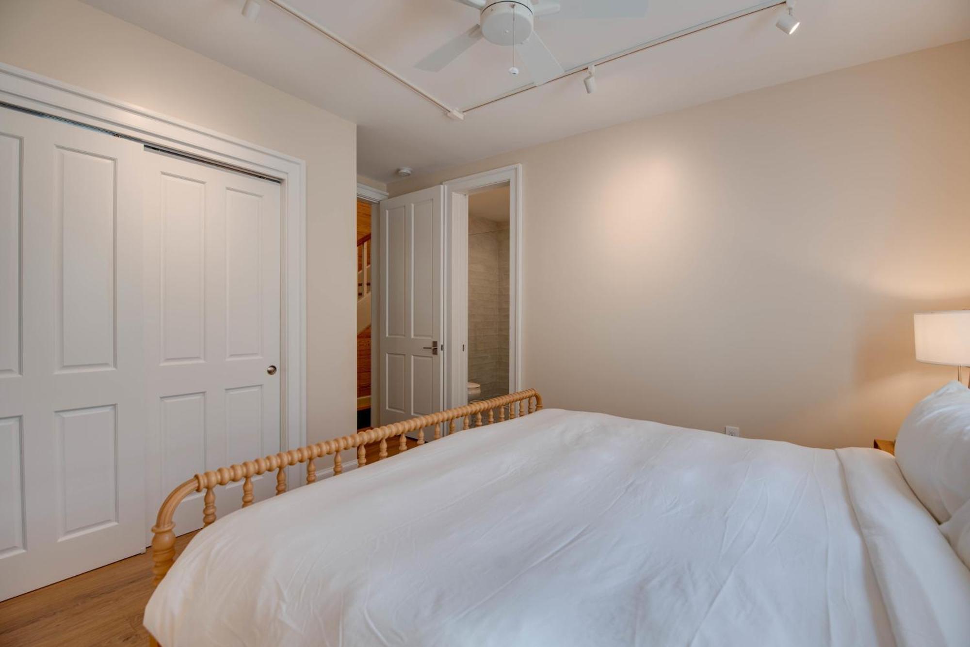 Rigby House - Brand New With Private Pool *