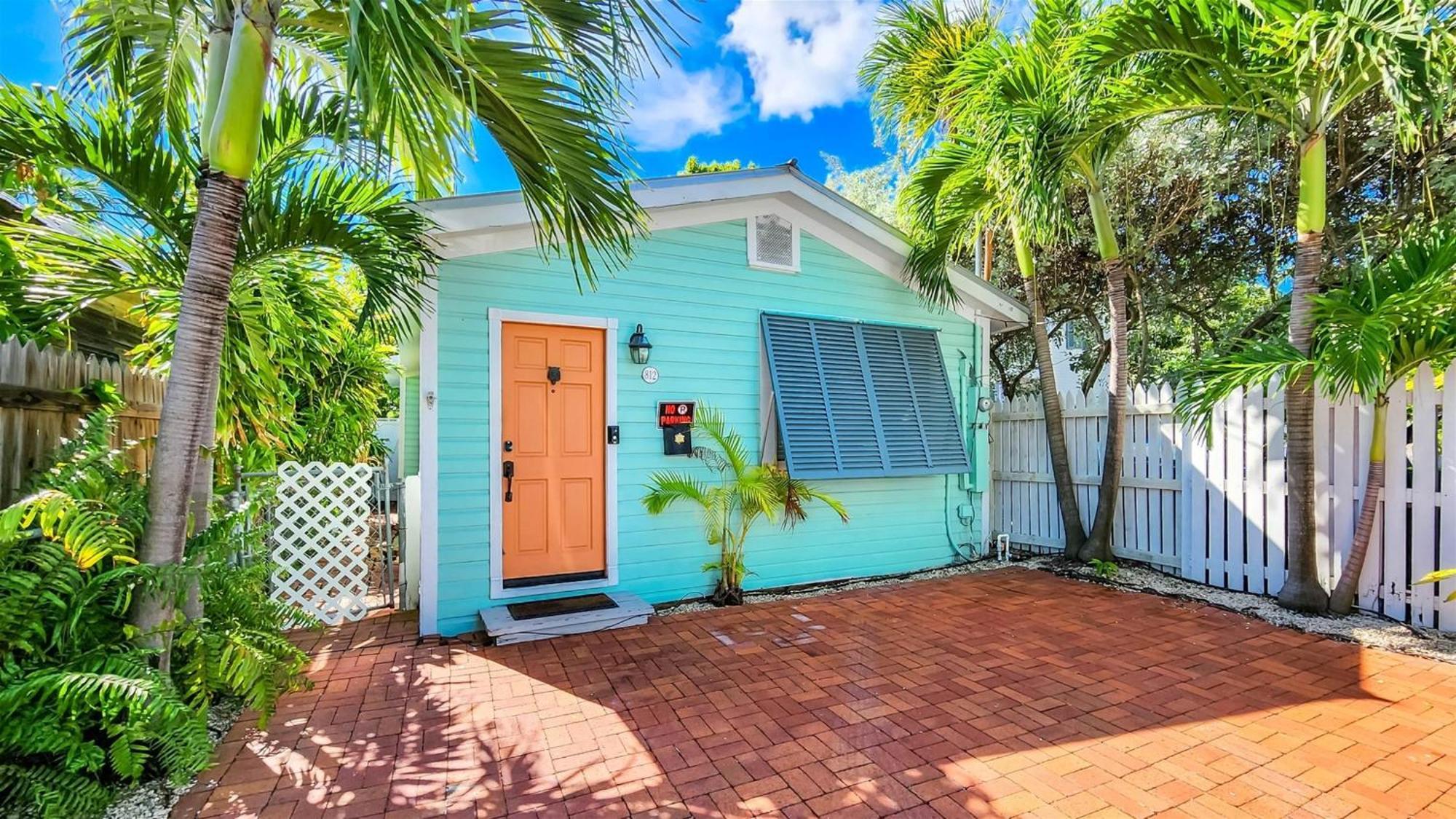 Holiday home Runaway Bills *