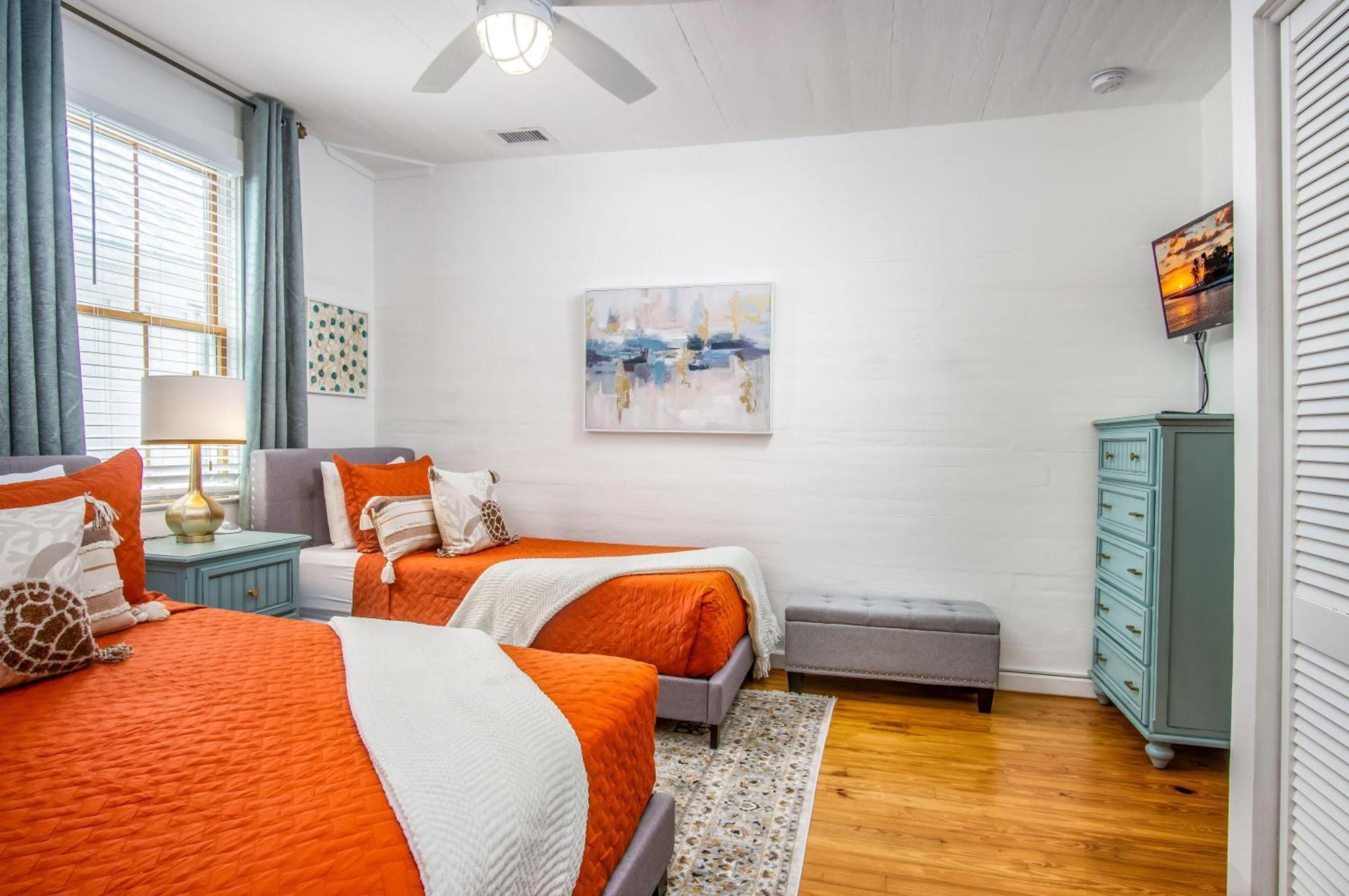 The Perch On Duval Apartment