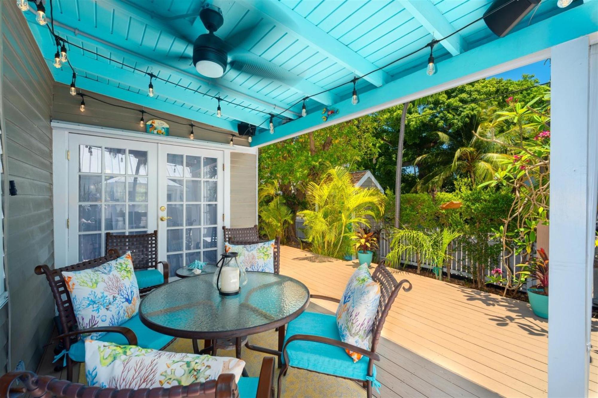 Reynolds Paradise * Key West