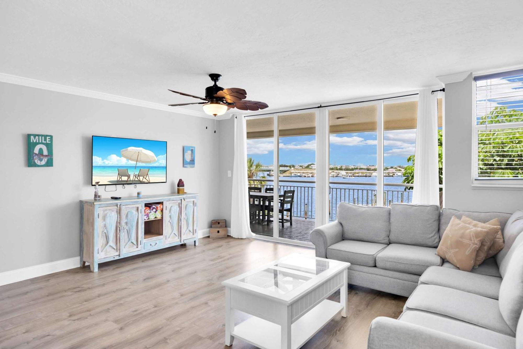 Eleuthera - 2x2 Fully Updated Old Town Waterfront Corner Key West