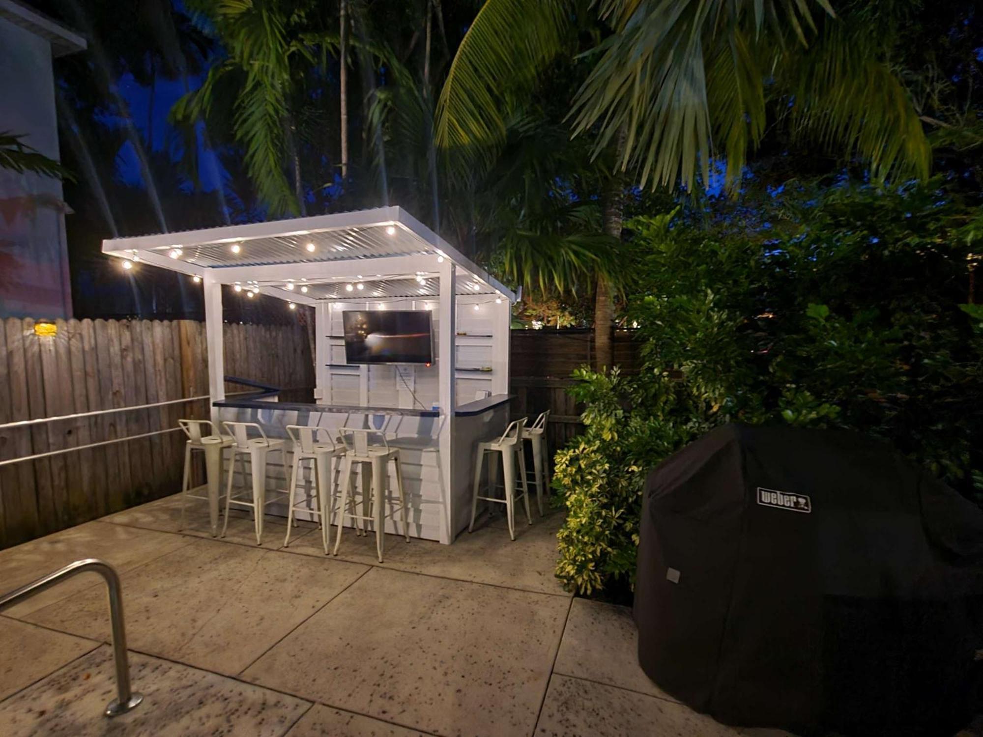 Two Duval Street W Pool Apartment