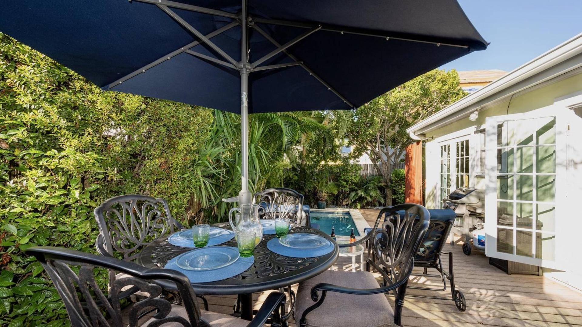Casa Amarilla By Last Key Realty