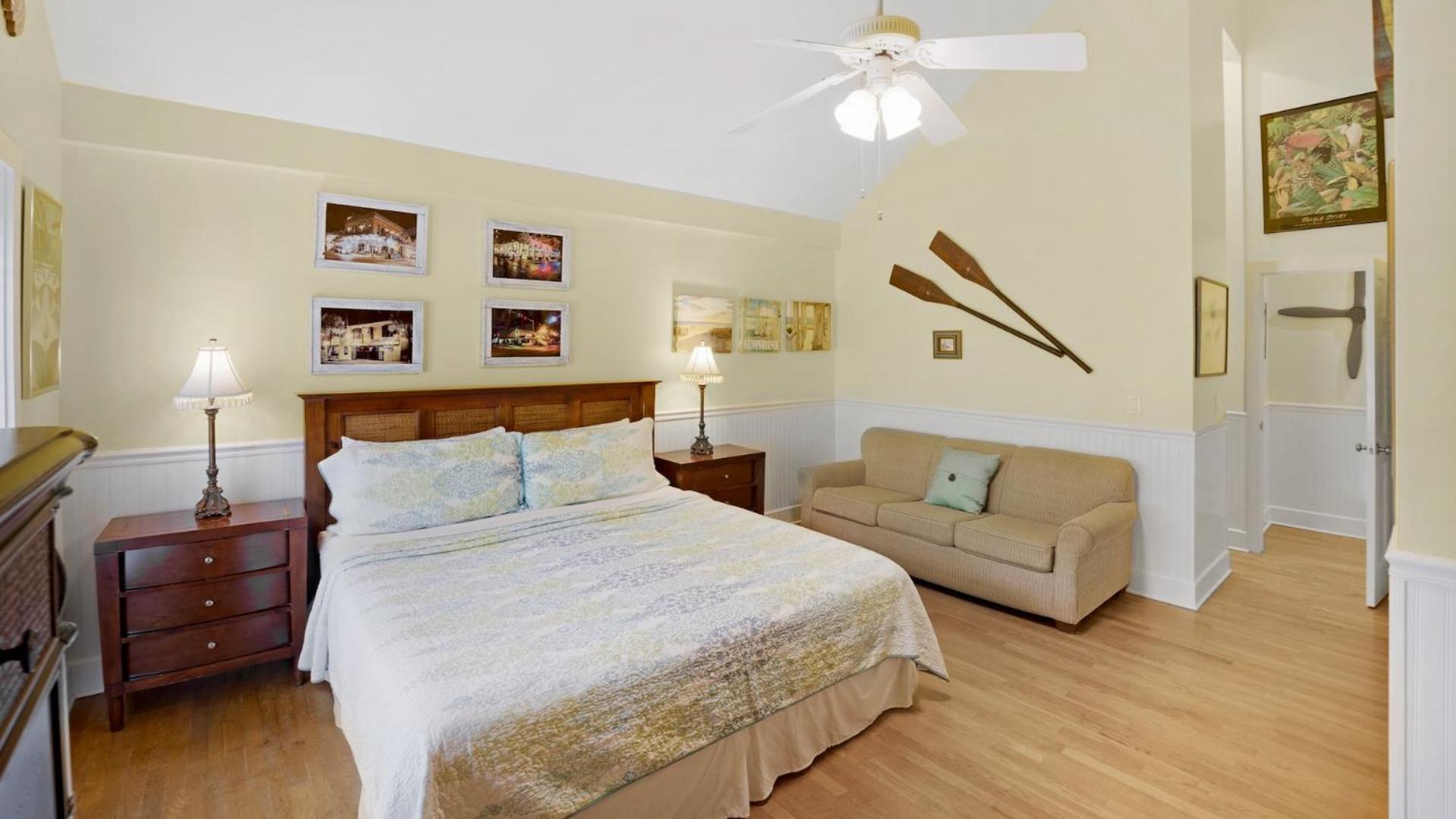 Americana Tropicale By Last Key Realty Key West